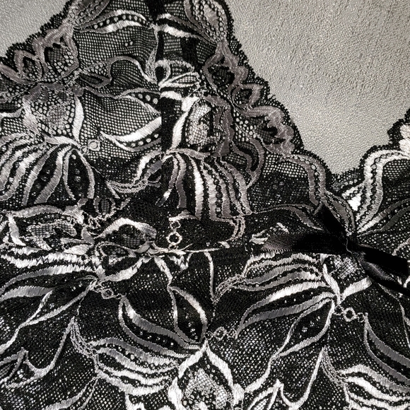 Lace Bralette Cheeky Panty Set Black White  XXL up to 44 inch bust - Picture 2 of 10